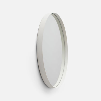 Leo Mirror