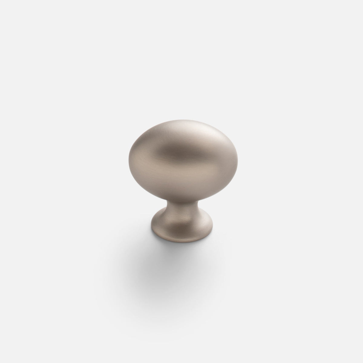 Front view of Somerset Knob showcasing its egg-shaped silhouette against a white background