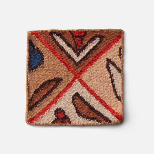 Pink wool and cotton Linnea rug swatch with geometric pattern